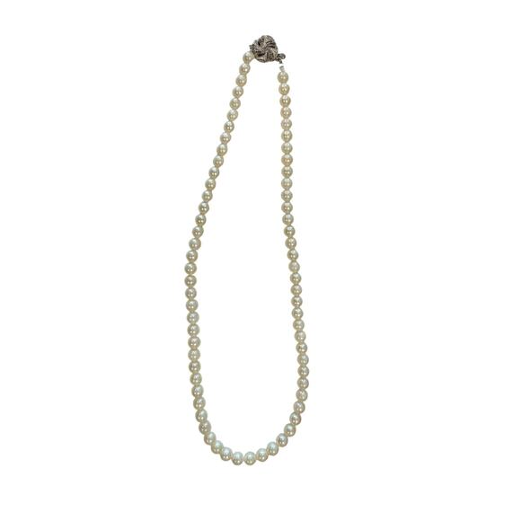 Authentic white Pearls 6-6.5 mm*silver clasp*BEAUTIFUL*16" - Picture 3 of 6